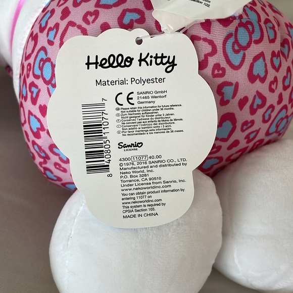 Hello Kitty Rare Swimsuit Plush - Picture 10 of 10